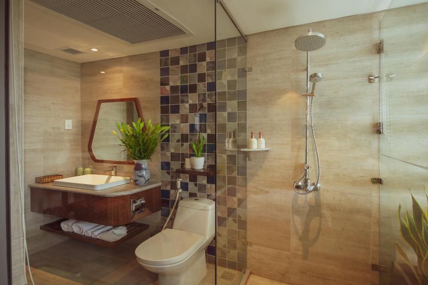 Suite Gia Đình + Trà Chiều Trên Sân Thượng Suite Gia Đình + Trà Chiều Trên Sân Thượng