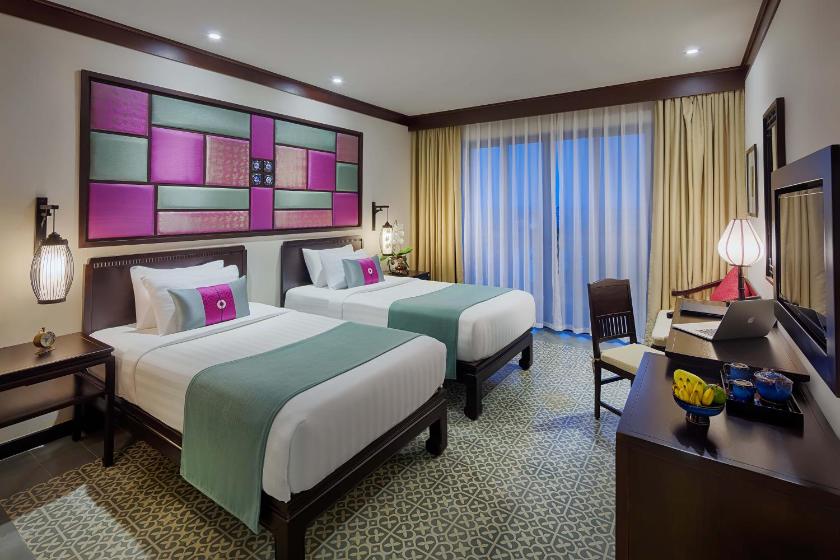 Phòng Deluxe 2 Giường Đơn Nhìn Ra Đại Dương/Ven Sông Và Có Ban Công