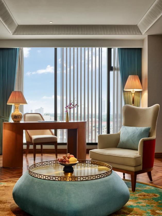 Suite Deluxe có Giường cỡ King với Quyền lui tới Sảnh khách