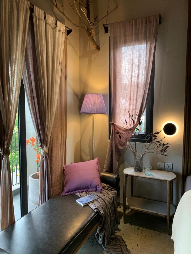 Phòng Deluxe Giường Đôi Có Ban Công Phòng Deluxe Giường Đôi Có Ban Công