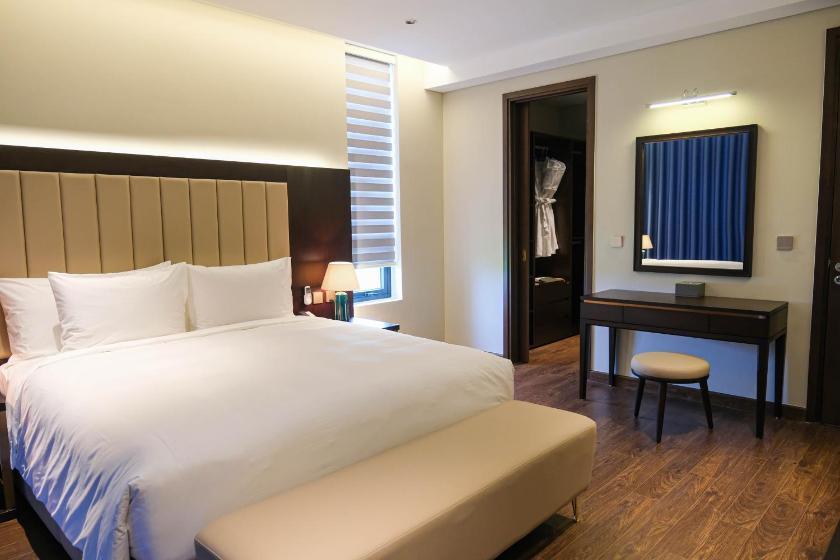 Biệt Thự 4 Phòng Ngủ Có Hồ Bơi Riêng