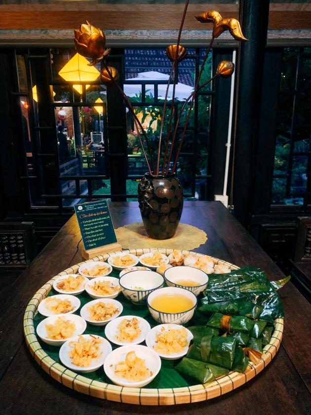 Biệt Thự Nhìn Ra Vườn