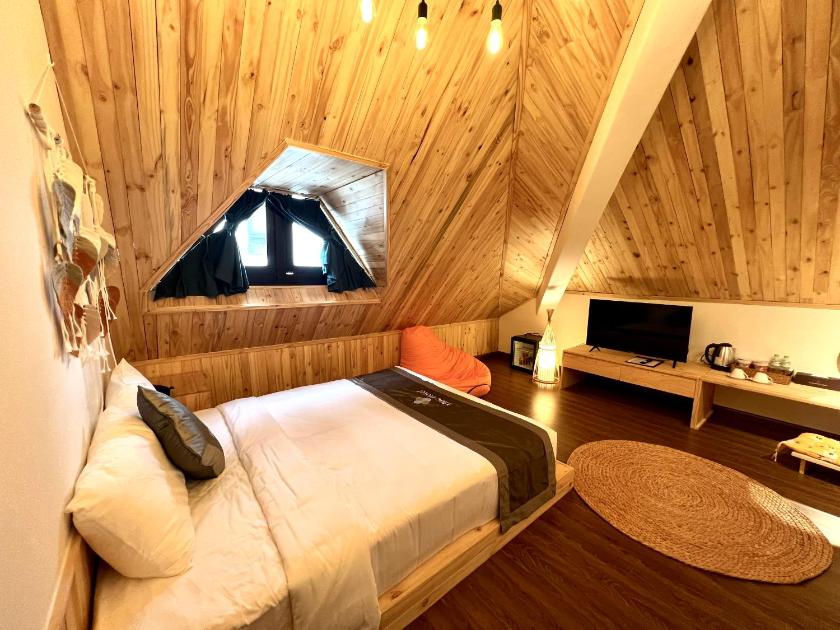 Phòng Deluxe Có Giường Cỡ Queen Phòng Deluxe Có Giường Cỡ Queen