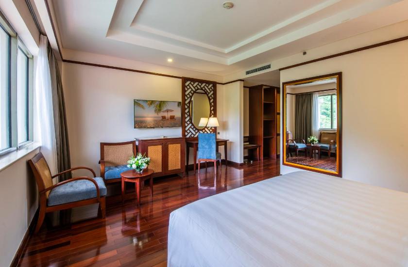 Phòng Grand Deluxe Có Giường Cỡ Queen