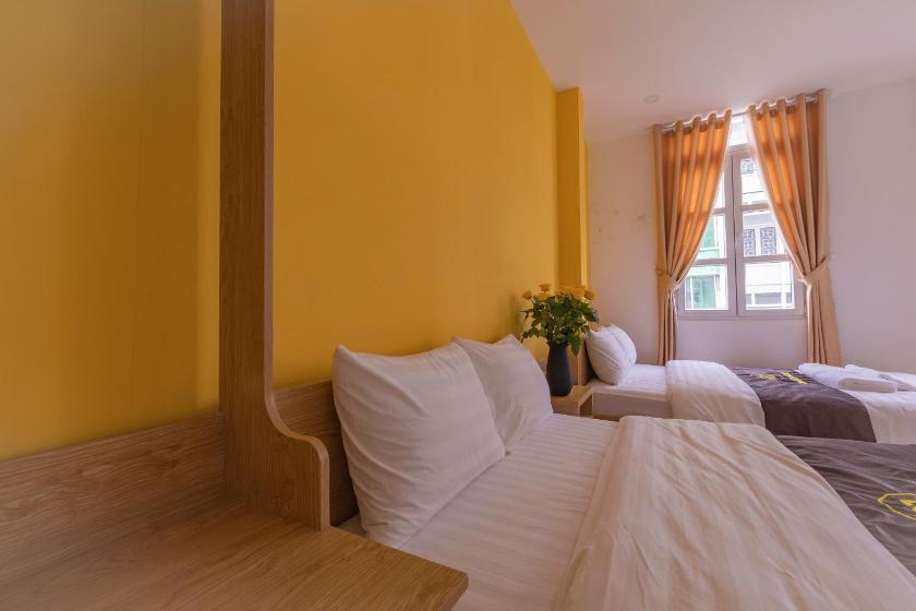 Phòng Tiêu Chuẩn Có 2 Giường Cỡ Queen Phòng Tiêu Chuẩn Có 2 Giường Cỡ Queen