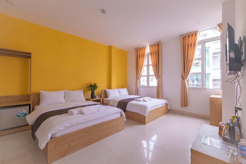 Phòng Tiêu Chuẩn Có 2 Giường Cỡ Queen Phòng Tiêu Chuẩn Có 2 Giường Cỡ Queen