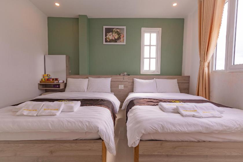 Phòng Superior 4 Người Phòng Superior 4 Người