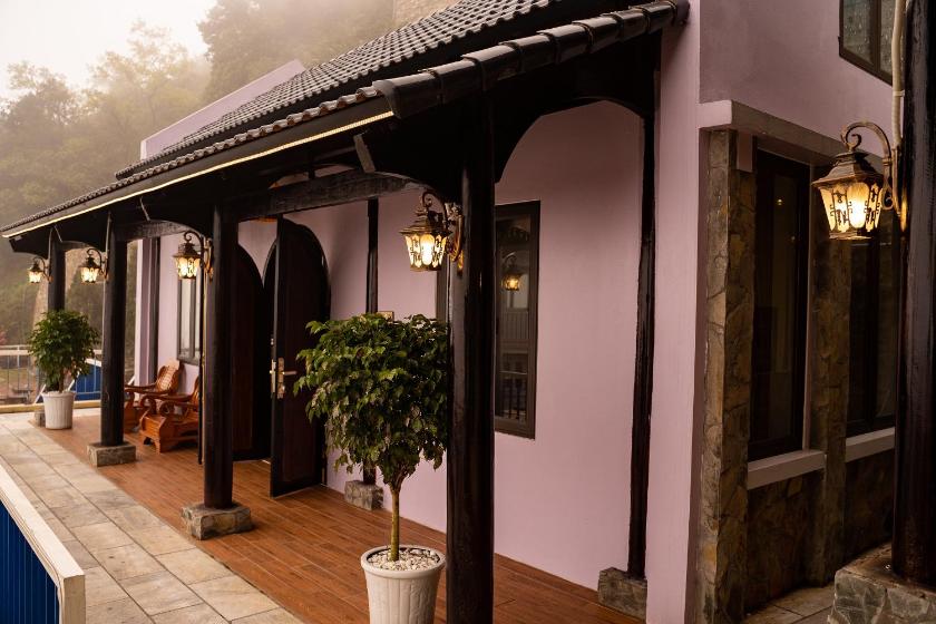 Biệt Thự 2 Phòng Ngủ