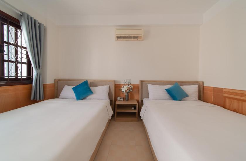 Phòng Deluxe Giường Đôi/2 Giường Đơn Có Ban Công