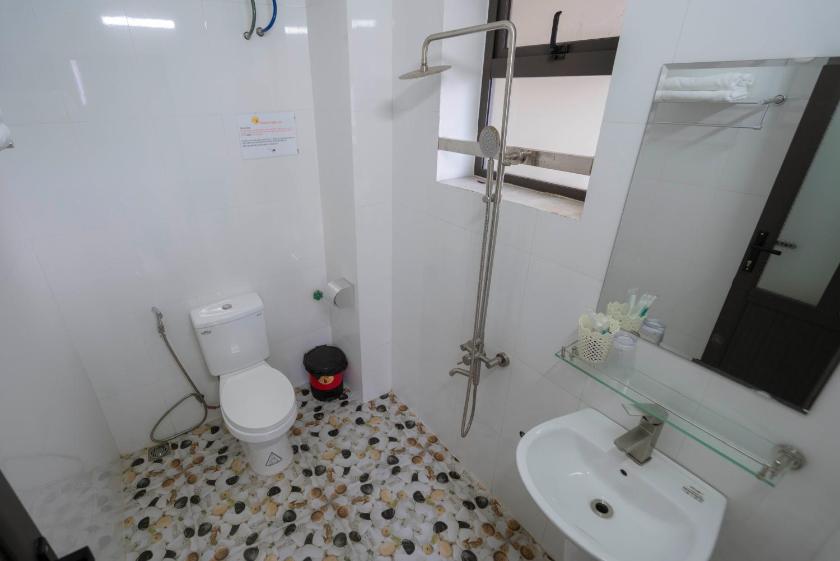 Giường Trong Phòng Nghỉ Tập Thể 8 Giường Cho Cả Nam Và Nữ