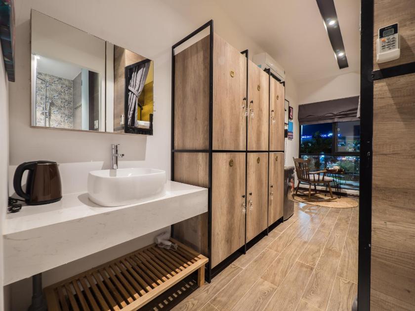 Giường Tầng Trong Phòng Ngủ Tập Thể Cho Nam  Giường Tầng Trong Phòng Ngủ Tập Thể Cho Nam