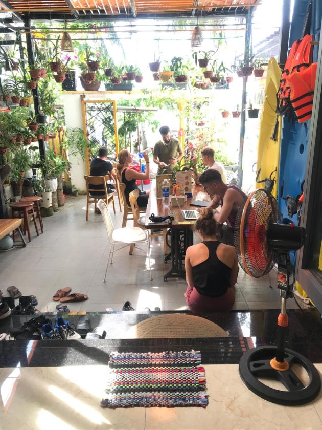 Phòng Deluxe Giường Đôi Có Ban Công Phòng Deluxe Giường Đôi Có Ban Công