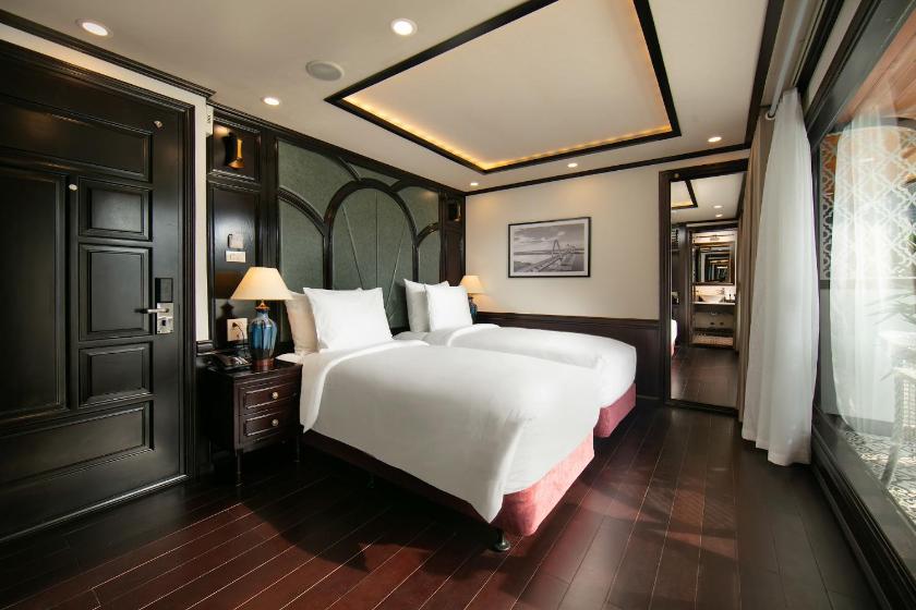 Phòng 4 Người Nhìn Ra Biển