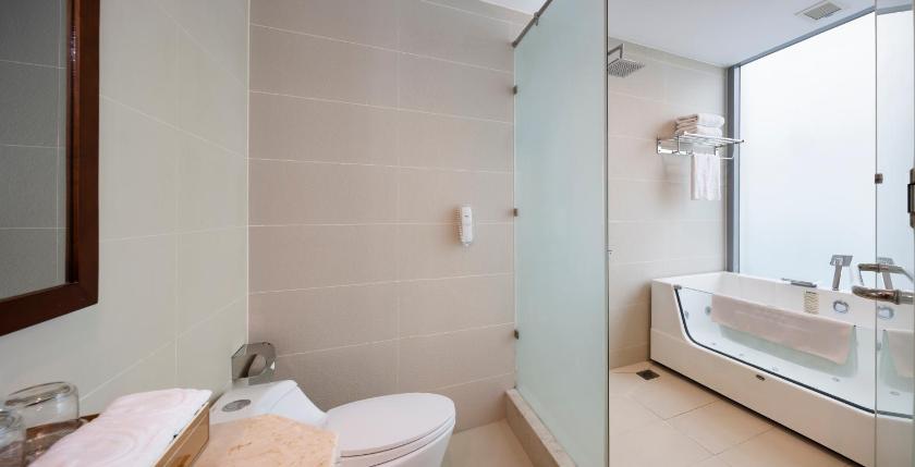 Suite Gia Đình 3 Người Nhìn Ra Thành Phố Với Trà Chiều Hằng Ngày