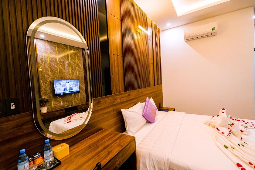 Suite Nhìn Ra Thành Phố