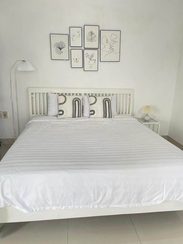 Phòng Deluxe Giường Đôi Có Ban Công Phòng Deluxe Giường Đôi Có Ban Công