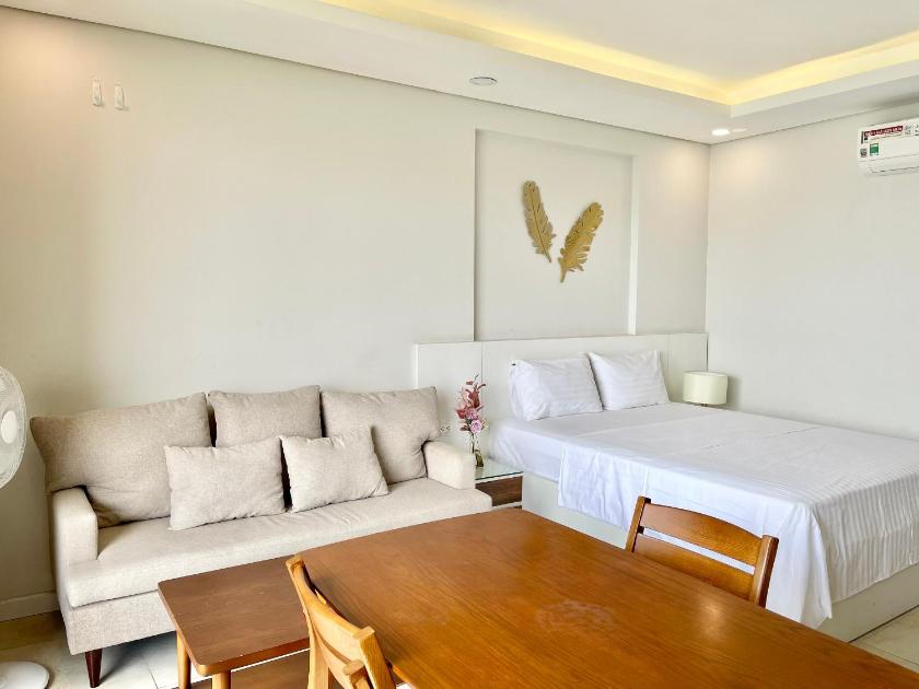 Studio Nhìn ra hồ Studio Nhìn ra hồ