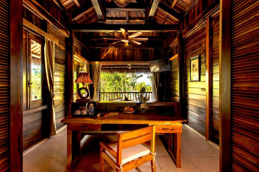 Bungalow Premium Ocean Breeze Có Giường Cỡ King