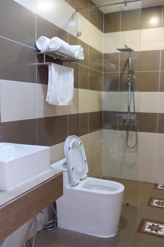 Suite nhìn ra núi