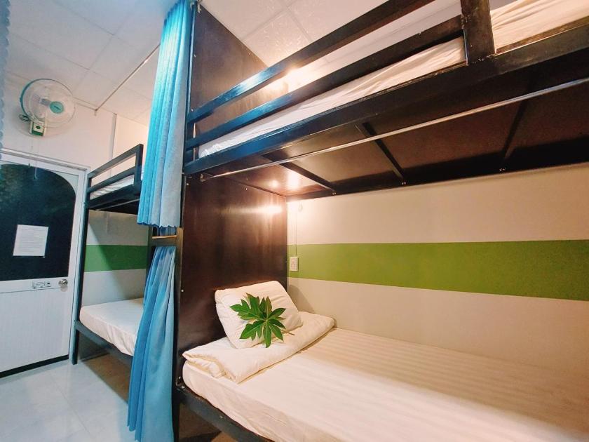 Giường Tầng Trong Phòng Ngủ Tập Thể Cho Nam Và Nữ Giường Tầng Trong Phòng Ngủ Tập Thể Cho Nam Và Nữ