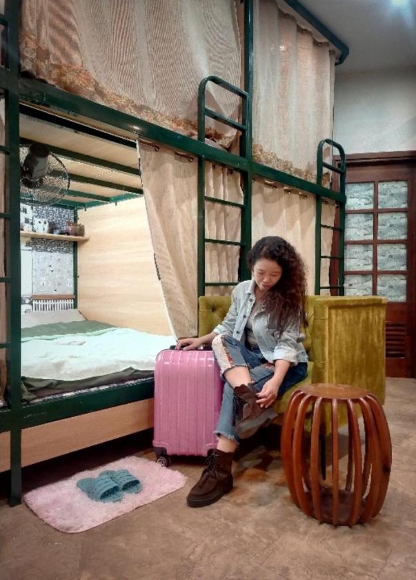 Giường Đơn Trong Phòng Ngủ Tập Thể 6 Giường Giường Đơn Trong Phòng Ngủ Tập Thể 6 Giường