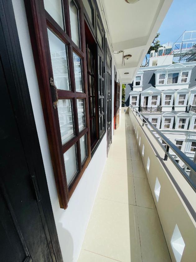 Phòng 4 Người Có Ban Công Phòng 4 Người Có Ban Công