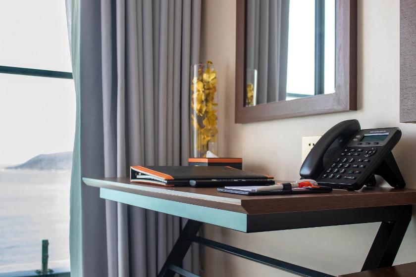 Phòng Premier Deluxe Nhìn ra Đại dương Phòng Premier Deluxe Nhìn ra Đại dương