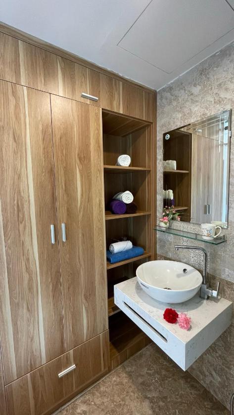 Phòng Đơn Có Ban Công Phòng Đơn Có Ban Công