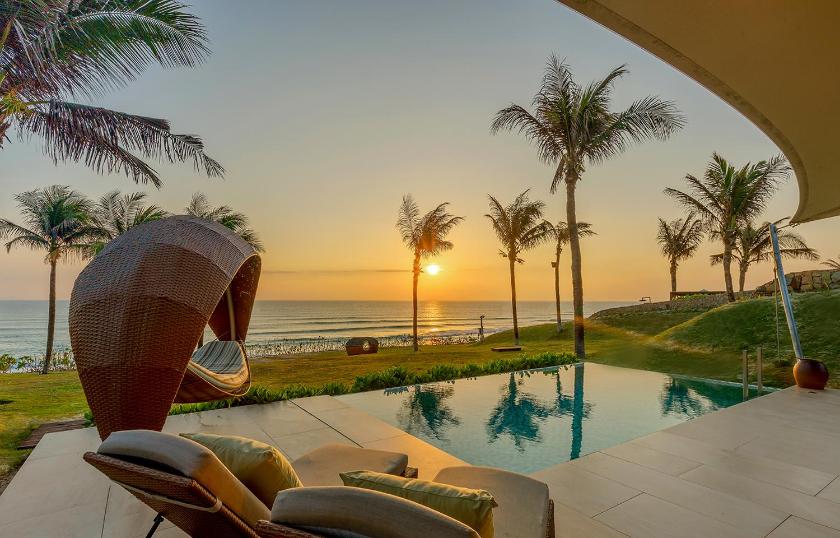 Biệt Thự Có Hồ Bơi Nhìn Ra Biển - Bao Trọn Gói Spa