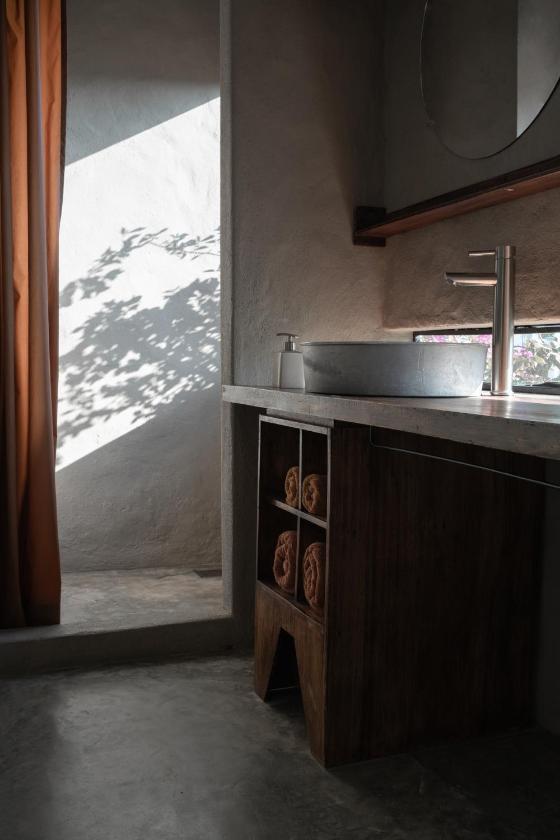 Phòng Deluxe Giường Đôi Có Ban Công Phòng Deluxe Giường Đôi Có Ban Công