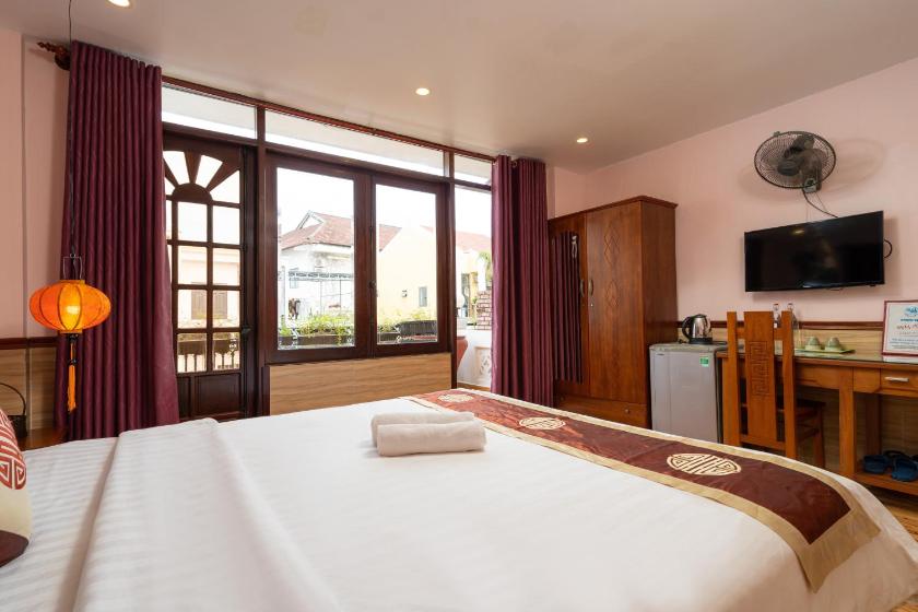 Phòng Deluxe Giường Đôi Có Ban Công Phòng Deluxe Giường Đôi Có Ban Công