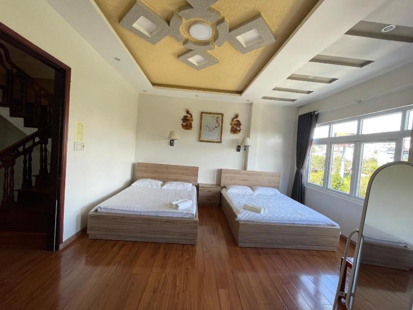 Phòng 4 Người Nhìn ra Hồ nước Phòng 4 Người Nhìn ra Hồ nước