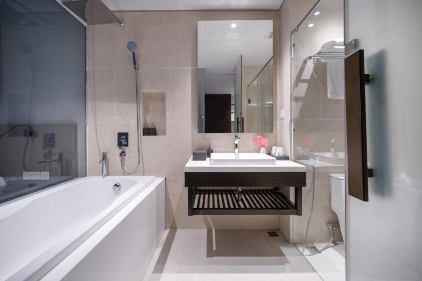 Corner Studio Apartment