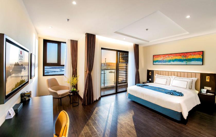 Phòng Premier Có Giường Cỡ King, Không Hút Thuốc, Nhìn Ra Vịnh