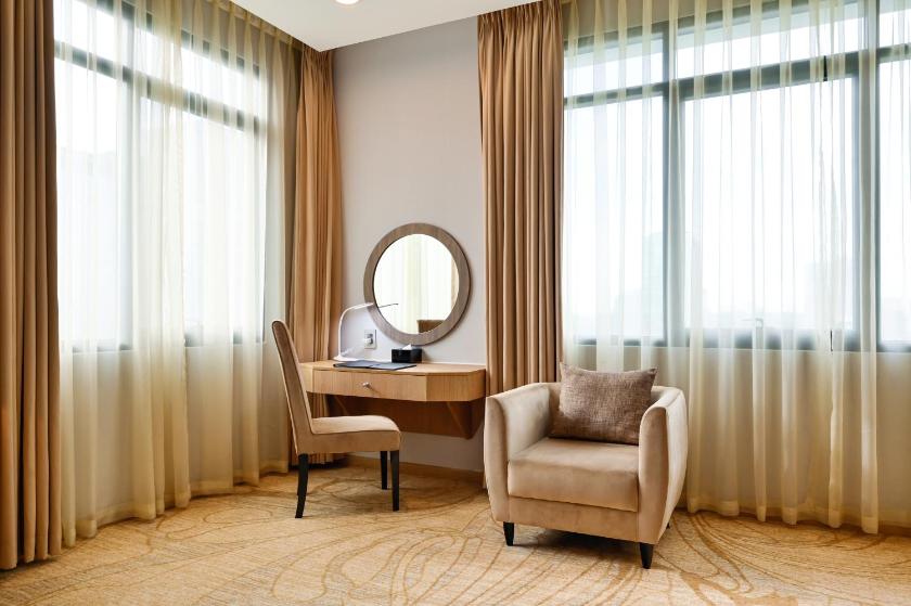 Suite Executive Nhìn Ra Thành Phố
