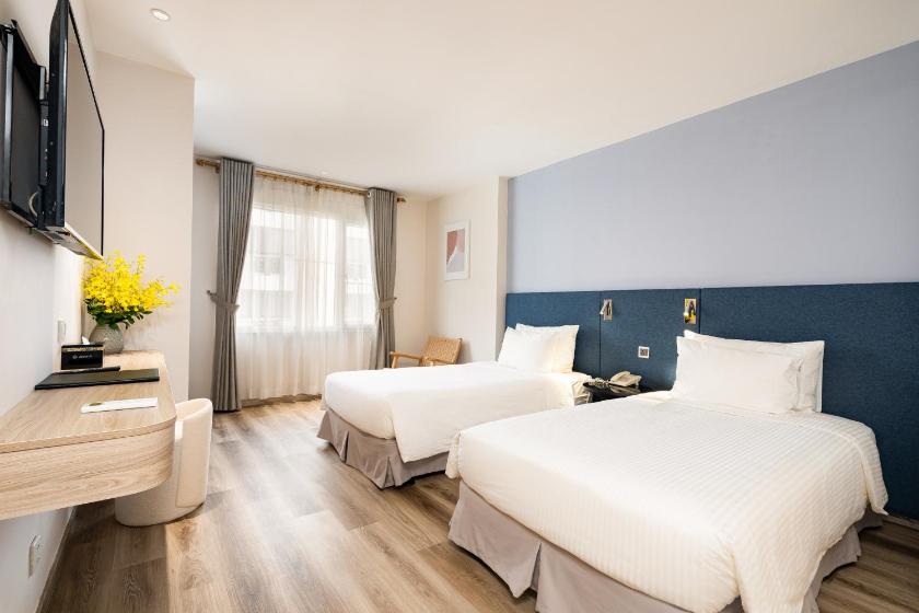 Phòng Suite 2 Giường Đơn Nhìn Ra Thành Phố