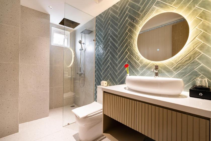 Phòng Premium Deluxe Giường Đôi Nhìn Ra Thành Phố