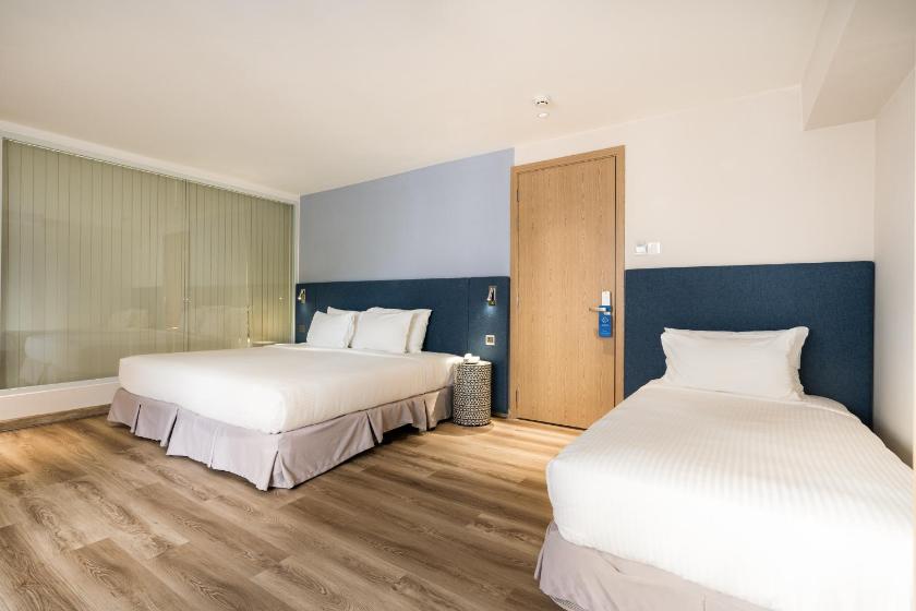 Phòng Gia Đình Nhìn Ra Thành Phố