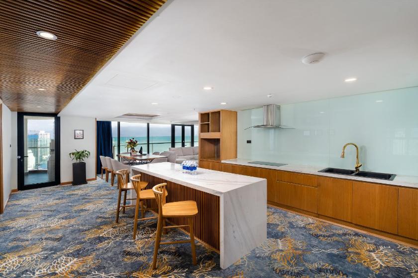 Căn Hộ 2 Phòng Ngủ Có Ban Công Nhìn Ra Biển - Bao Gồm Trà Chiều