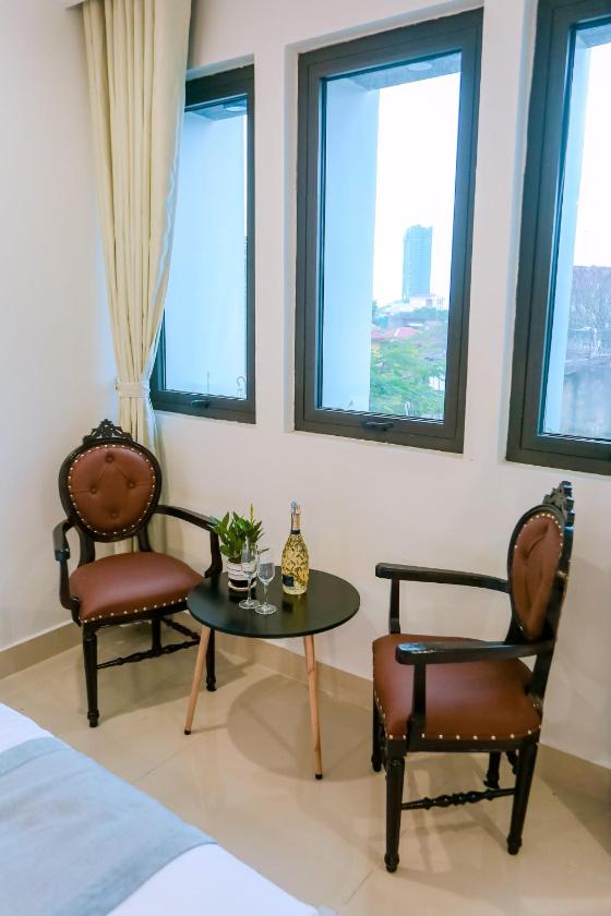 Phòng Có Giường Cỡ King Với Ban Công