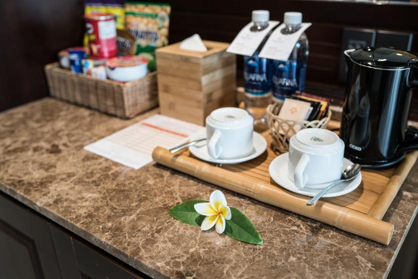 Phòng Comfort Giường Đôi Có Ban Công - Minibar Miễn Phí Trong Phòng