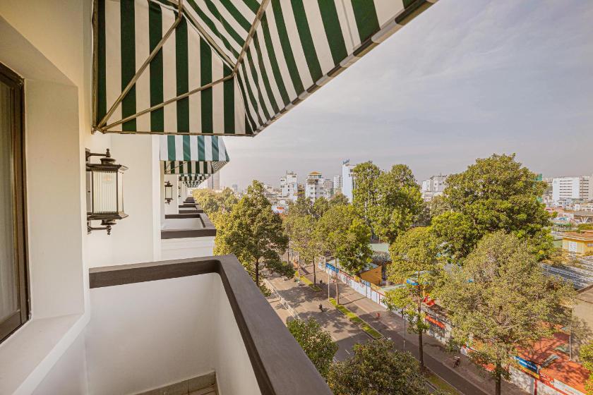 Signature with Balcony