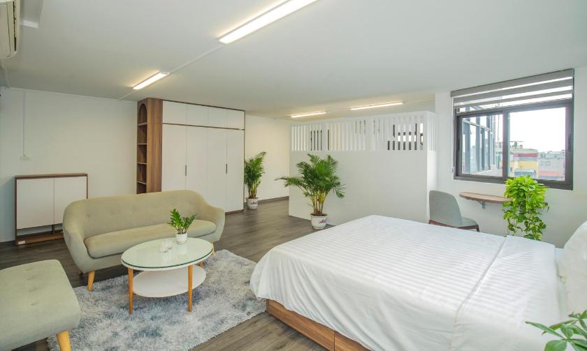 Studio Có Sân Hiên