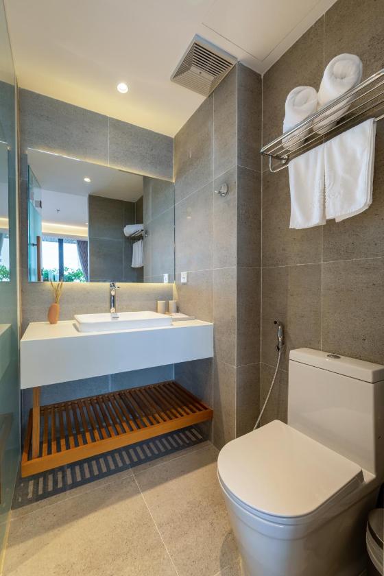 Phòng Có Giường Cỡ King Với Ban Công