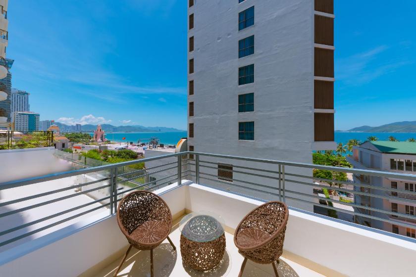 Phòng Gia Đình Nhìn Ra Biển Phòng Gia Đình Nhìn Ra Biển