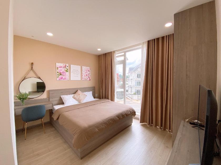 Căn Hộ Nhìn Ra Vườn