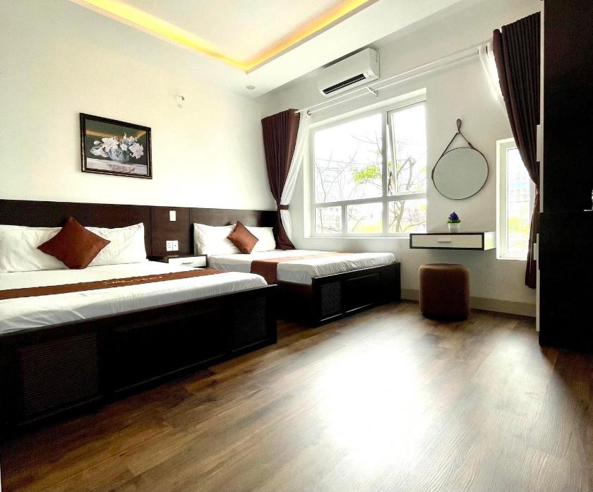 Phòng Deluxe 4 Người