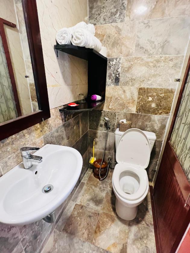 Phòng Đơn Có Vòi Sen Phòng Đơn Có Vòi Sen