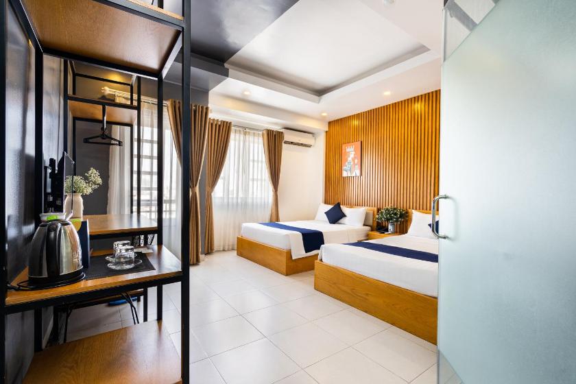 Suite Gia Đình Có Ban Công