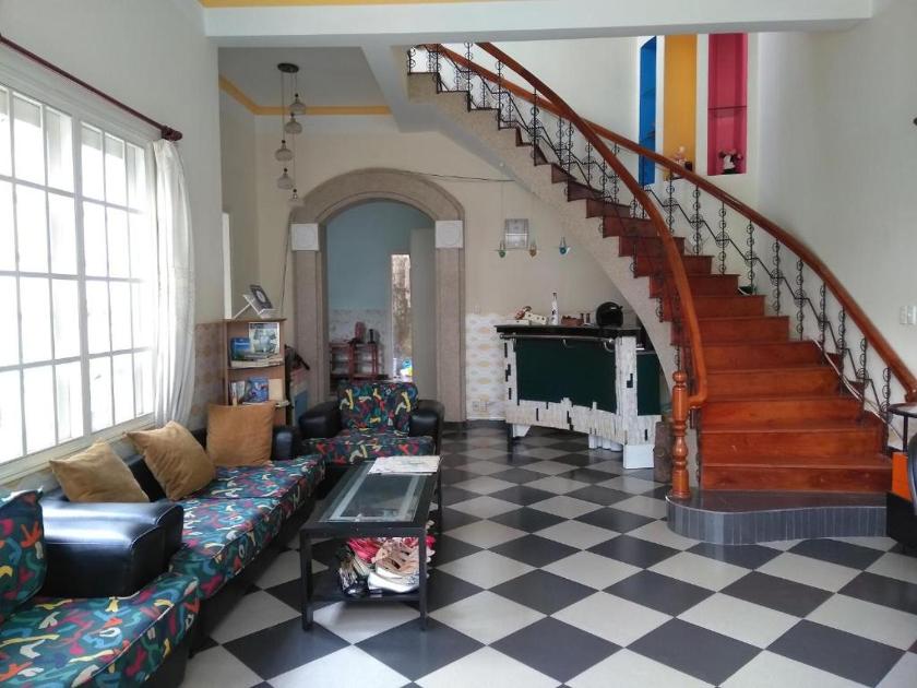 Phòng Ngủ Tập Thể 6 Giường Cho Cả Nam Và Nữ